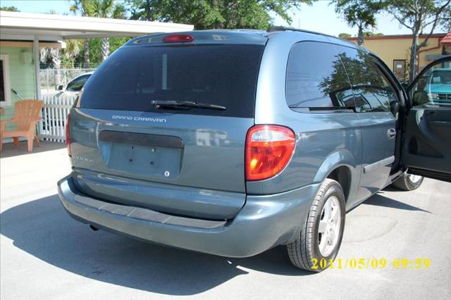 2007 Dodge Grand Caravan XL Supercab Short Bed 4WD