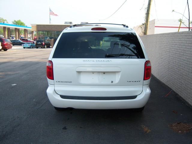 2007 Dodge Grand Caravan XLT 4X4 Super Cab Long Bed