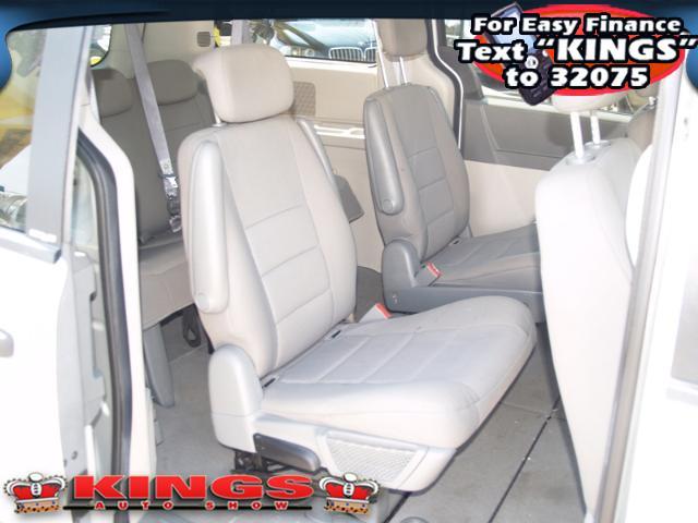 2008 Dodge Grand Caravan Super Sport 409