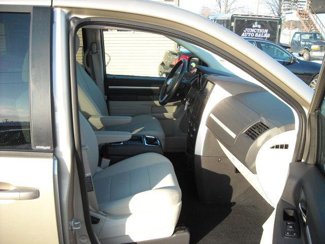 2008 Dodge Grand Caravan S