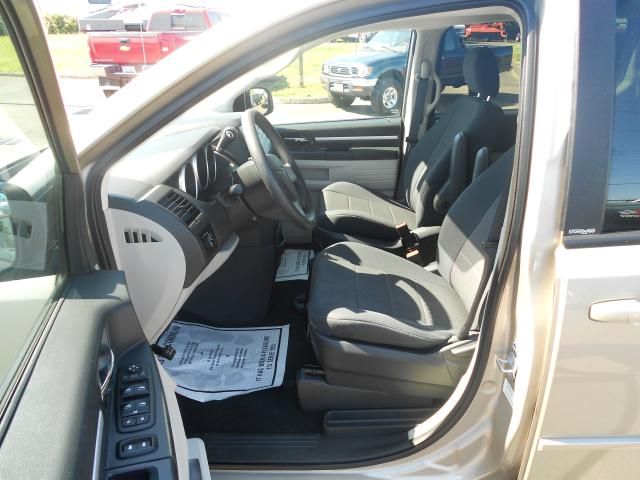 2009 Dodge Grand Caravan SE