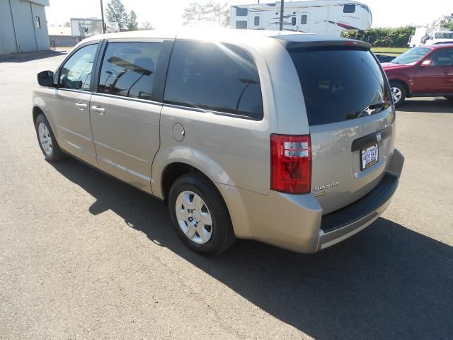 2009 Dodge Grand Caravan SE