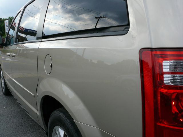 2009 Dodge Grand Caravan SE