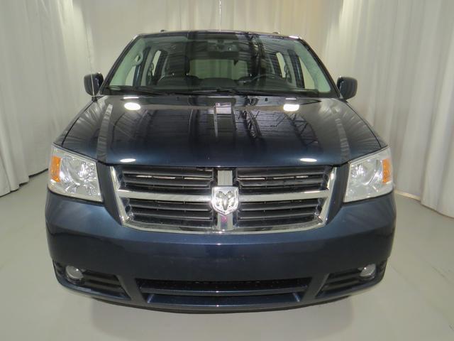 2009 Dodge Grand Caravan S