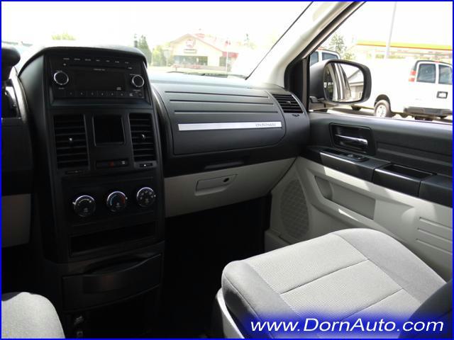 2009 Dodge Grand Caravan SE