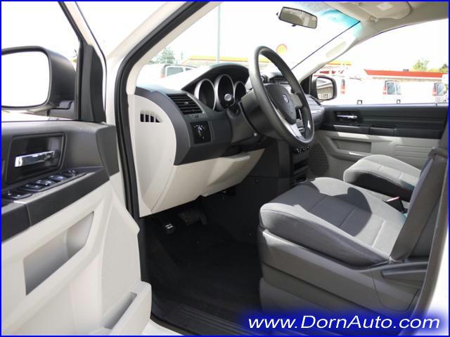 2009 Dodge Grand Caravan SE