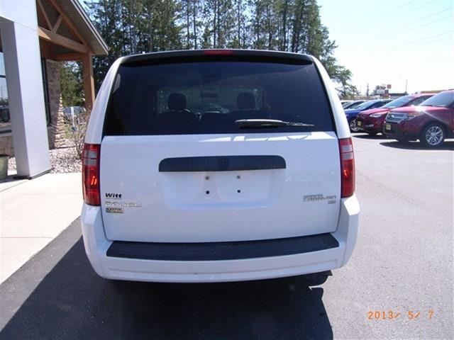 2009 Dodge Grand Caravan SE