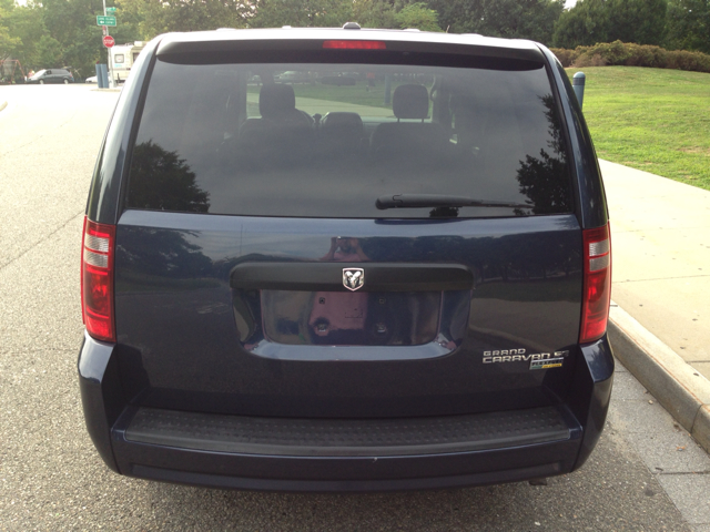 2009 Dodge Grand Caravan SE