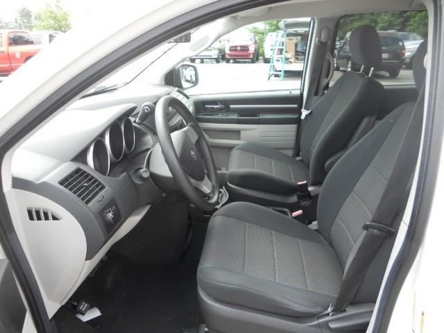 2009 Dodge Grand Caravan SE