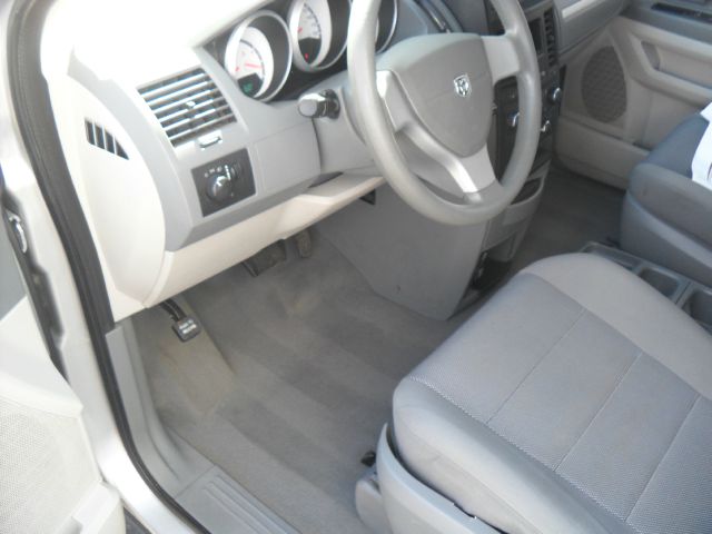 2009 Dodge Grand Caravan SE