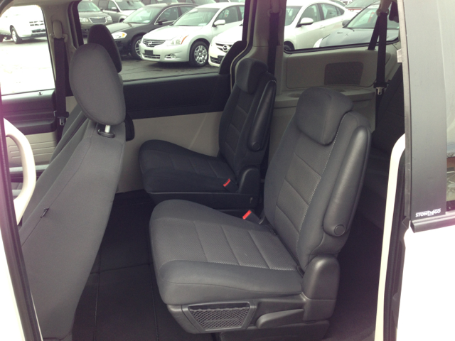 2009 Dodge Grand Caravan SE