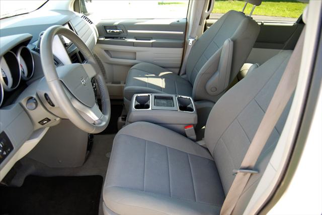 2009 Dodge Grand Caravan S