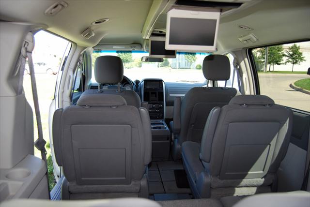 2009 Dodge Grand Caravan S