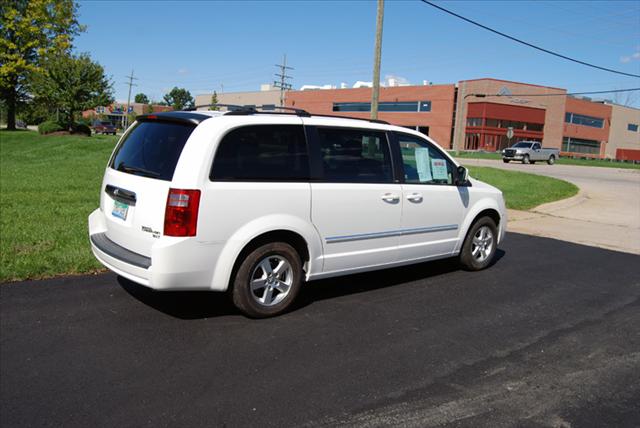 2009 Dodge Grand Caravan S