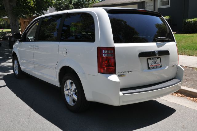 2009 Dodge Grand Caravan SE