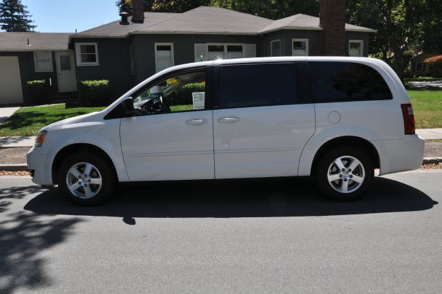 2009 Dodge Grand Caravan SE