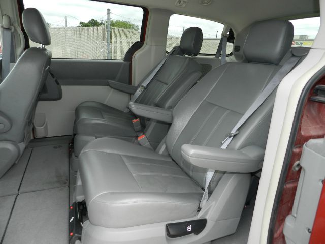 2009 Dodge Grand Caravan S