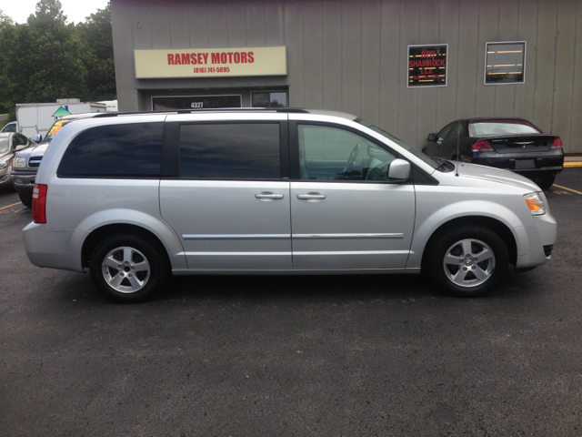 2009 Dodge Grand Caravan S