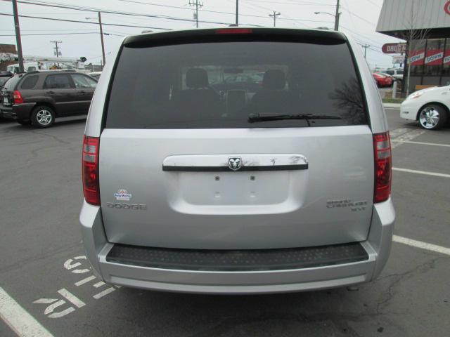 2010 Dodge Grand Caravan Touring AT 2WD W/ NAVI