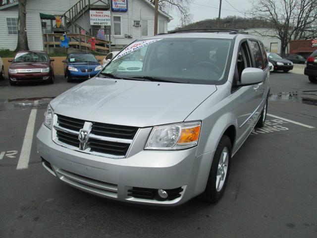 2010 Dodge Grand Caravan Touring AT 2WD W/ NAVI