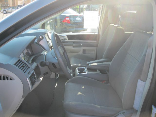 2010 Dodge Grand Caravan S