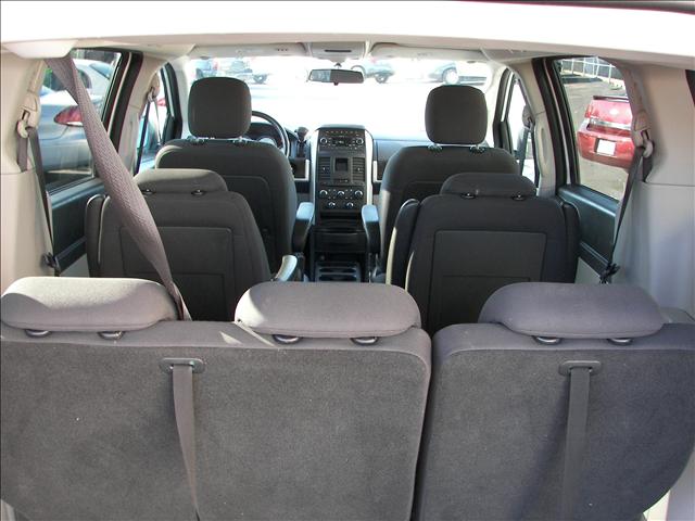 2010 Dodge Grand Caravan Laramie Megacab