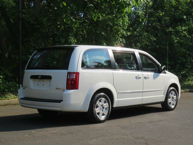 2010 Dodge Grand Caravan SE