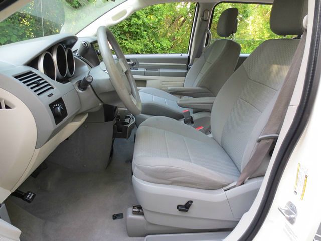 2010 Dodge Grand Caravan SE