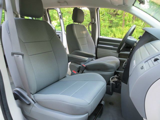 2010 Dodge Grand Caravan SE