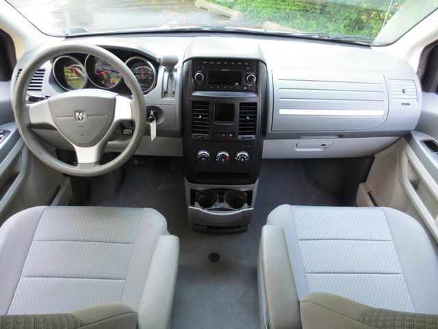 2010 Dodge Grand Caravan SE