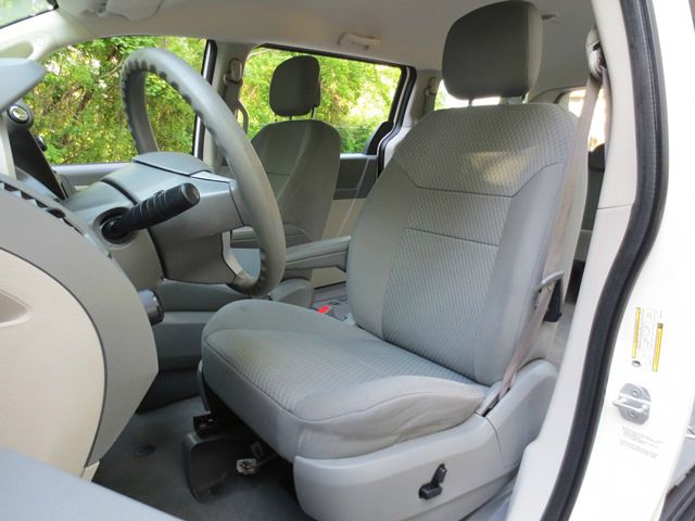 2010 Dodge Grand Caravan SE