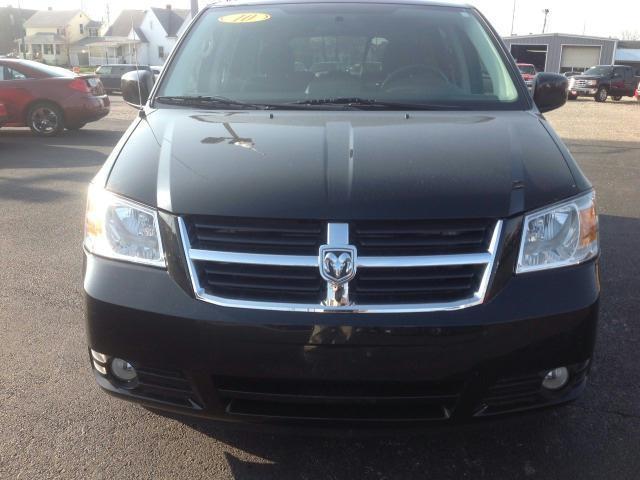 2010 Dodge Grand Caravan Touring AT 2WD W/ NAVI