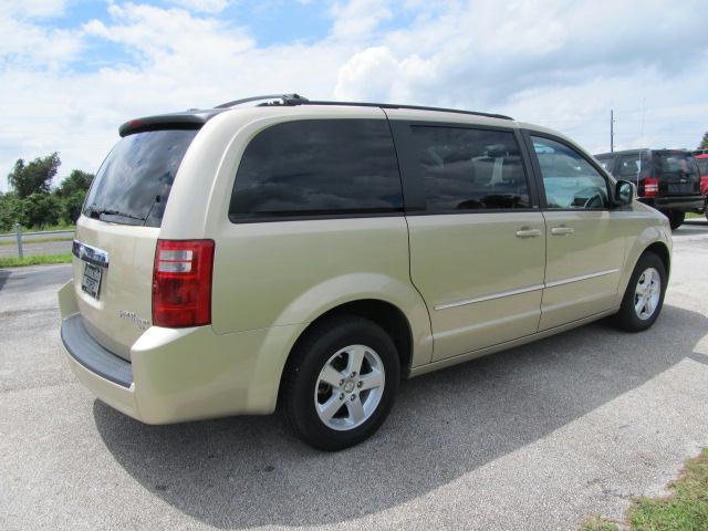 2010 Dodge Grand Caravan S