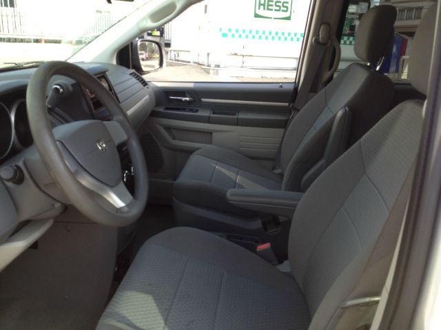 2010 Dodge Grand Caravan SE