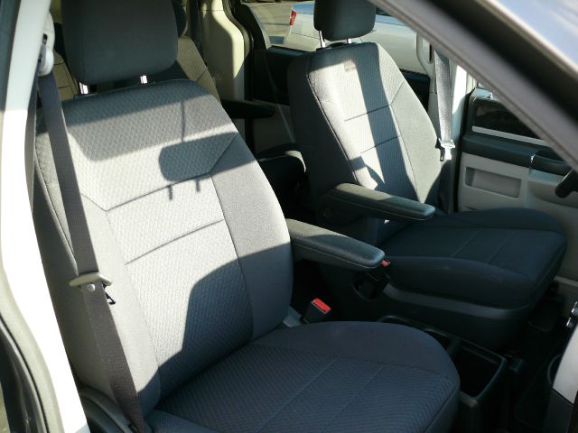 2010 Dodge Grand Caravan S