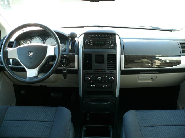 2010 Dodge Grand Caravan S