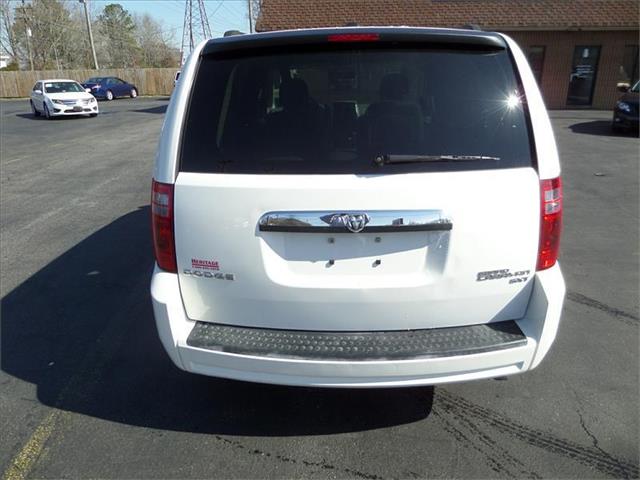 2010 Dodge Grand Caravan Supercab SRW 4X