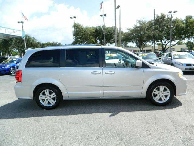 2011 Dodge Grand Caravan LTD