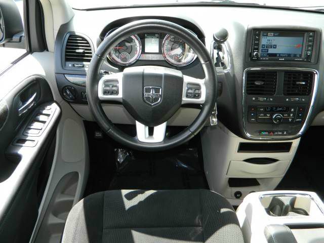 2011 Dodge Grand Caravan LTD