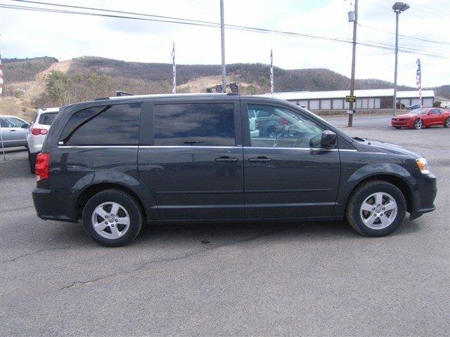 2011 Dodge Grand Caravan LTD