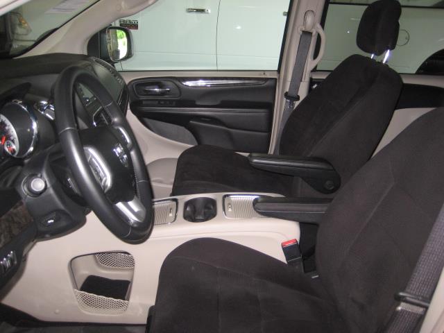 2011 Dodge Grand Caravan LTD