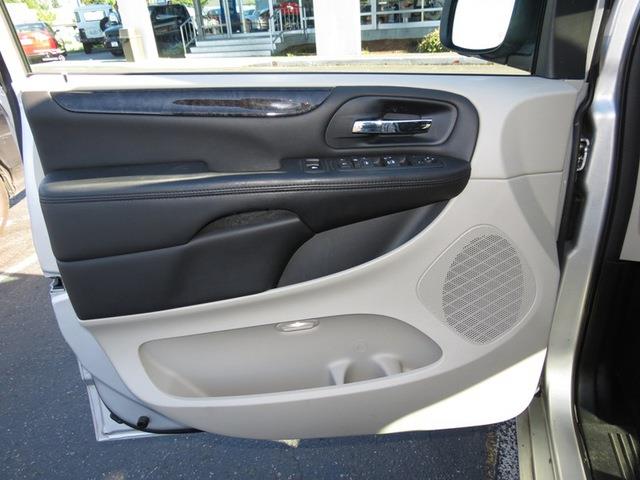 2012 Dodge Grand Caravan S