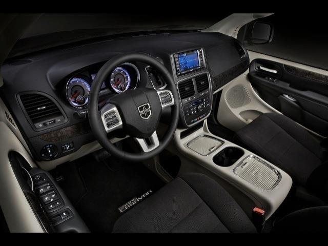 2013 Dodge Grand Caravan Super Sport 409