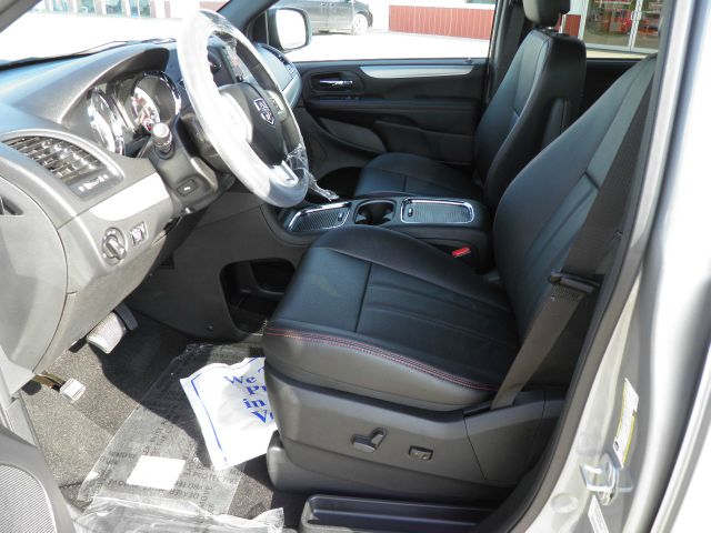 2013 Dodge Grand Caravan Deluxe Convertible