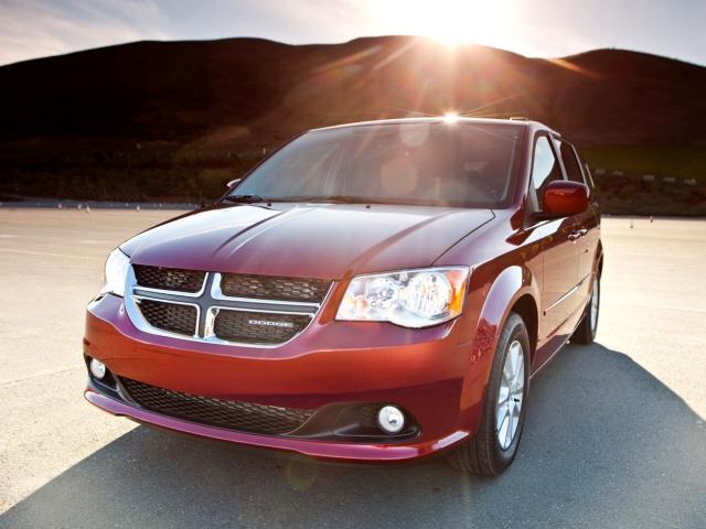 2013 Dodge Grand Caravan Touring AT 2WD W/ NAVI