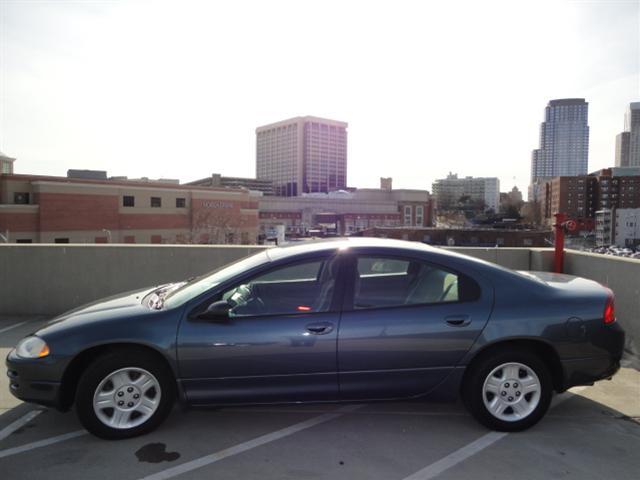 2003 Dodge Intrepid 5D Sedan