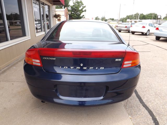 2004 Dodge Intrepid SE