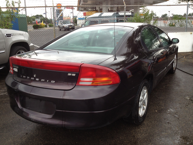 2004 Dodge Intrepid SE