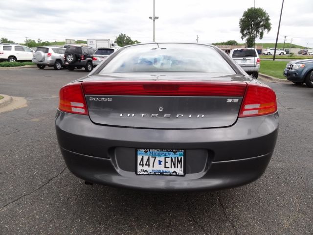 2004 Dodge Intrepid SE