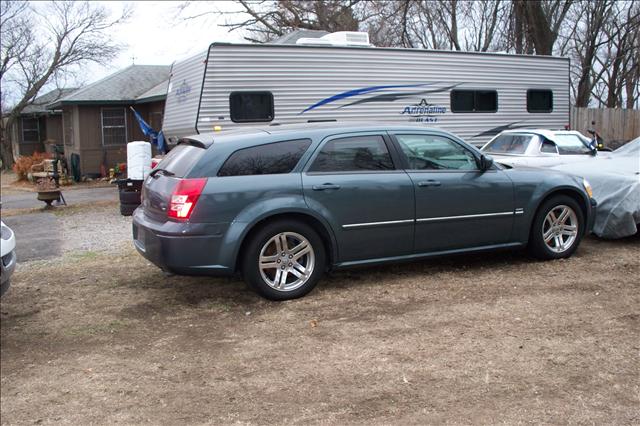 2005 Dodge Magnum 3.2